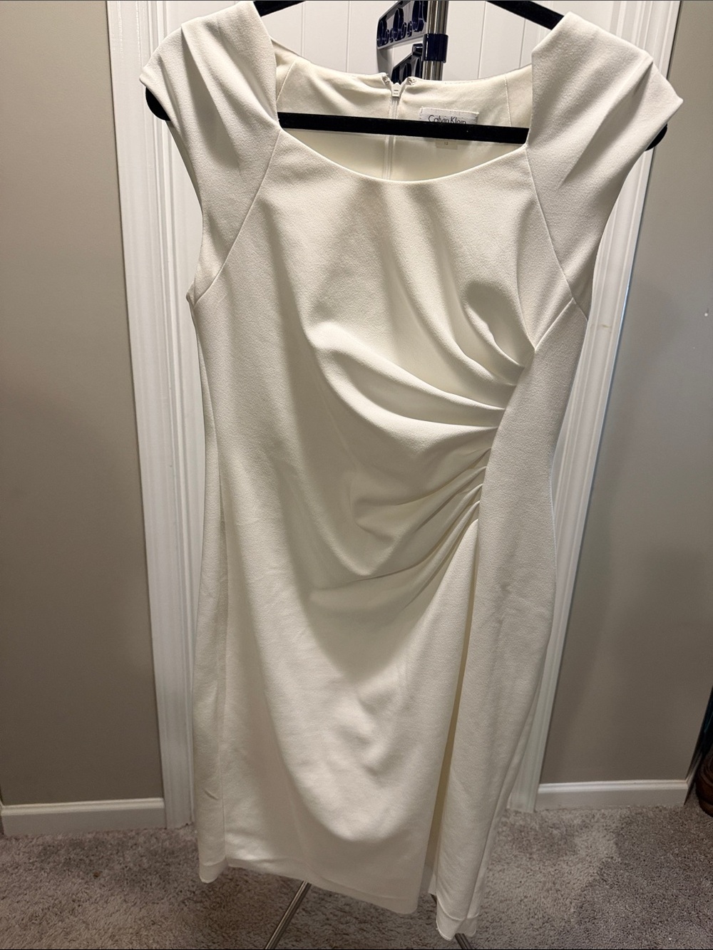 Calvin Klein Cream Ruched Cap-Sleeve Midi Dress